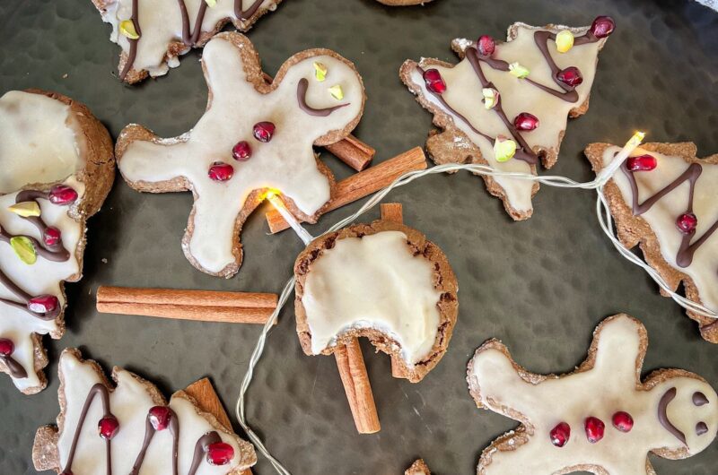 Soft Gingerbread Vanilla Cookies (Gluten-Free!)