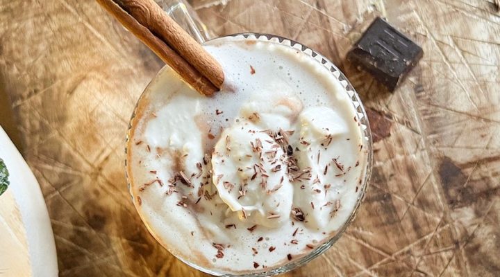 Vanilla cardamom hot cocoa-featured edit